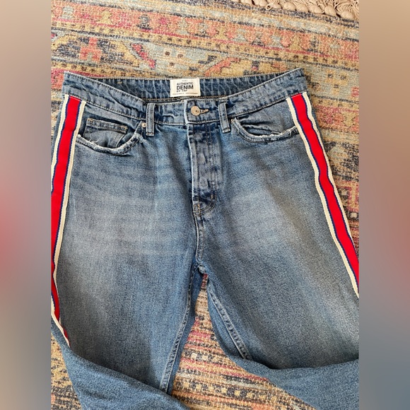 Zara High Rise Jeans - Picture 4 of 9